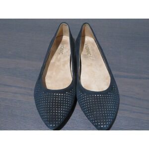 Vionic Posey Womens 7.5 Suede Black Perforated Ballet Flats Slip On Pointed